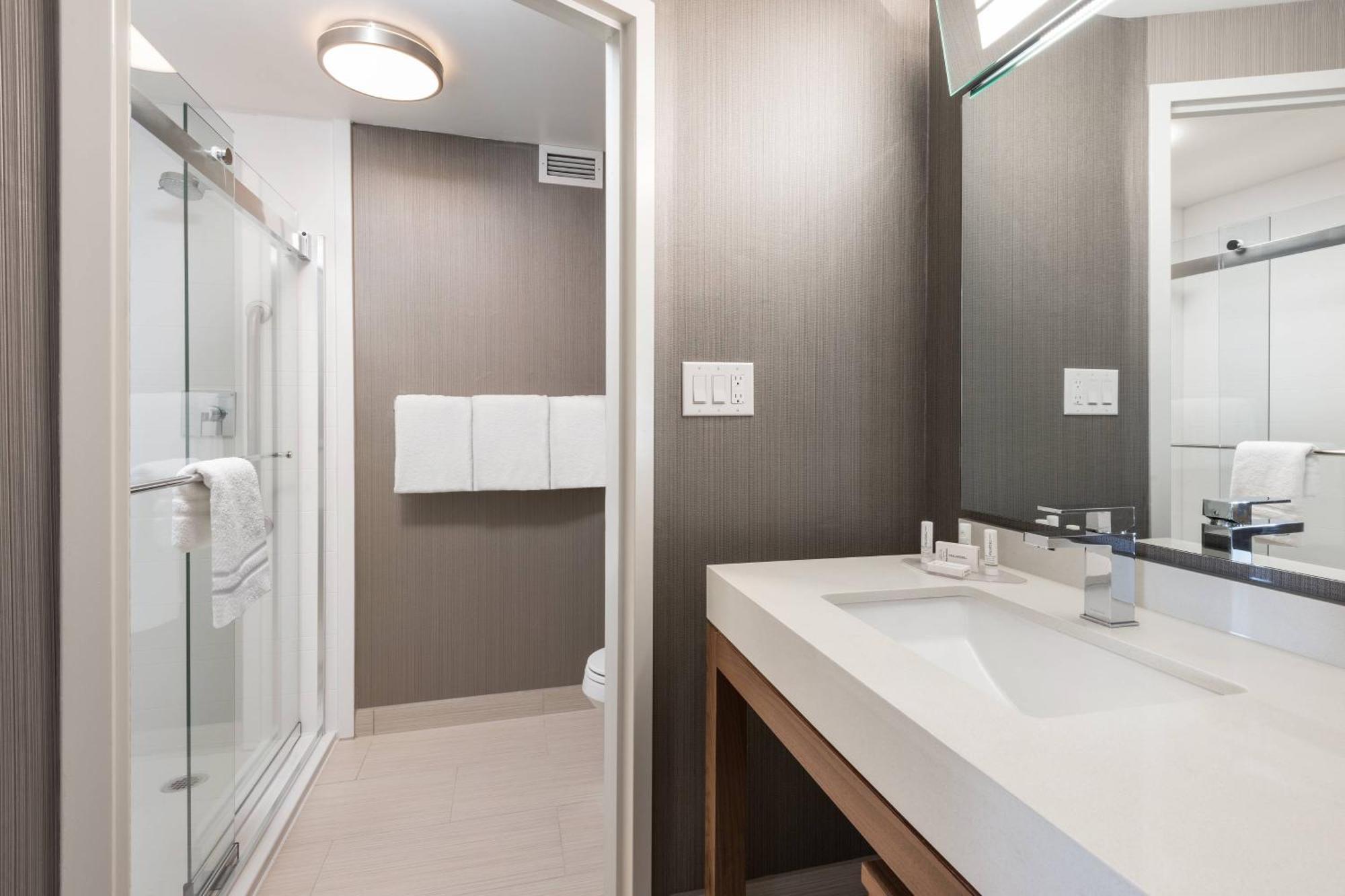 Courtyard By Marriott Toronto 3* Vaughan