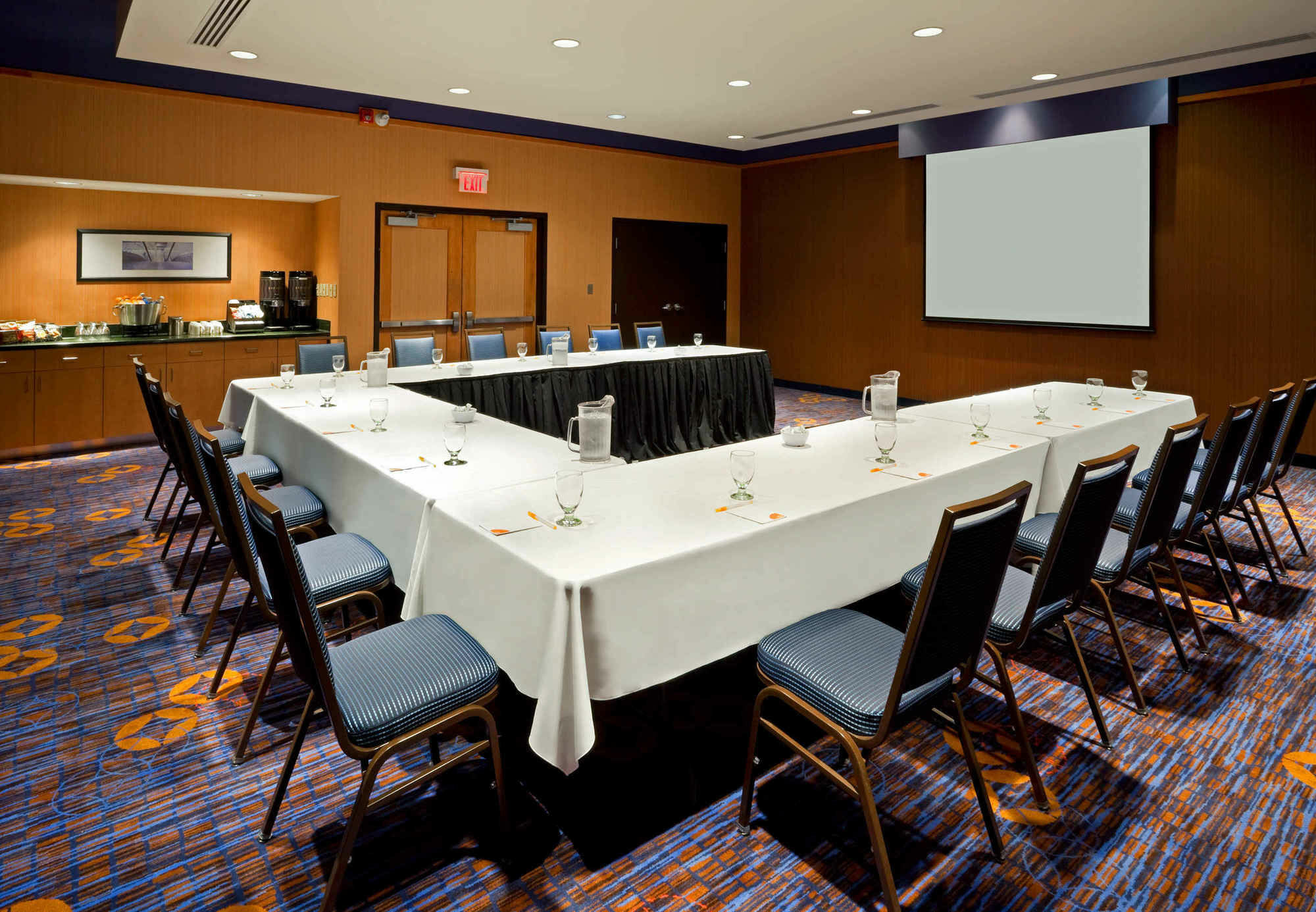 Courtyard By Marriott Toronto Vaughan