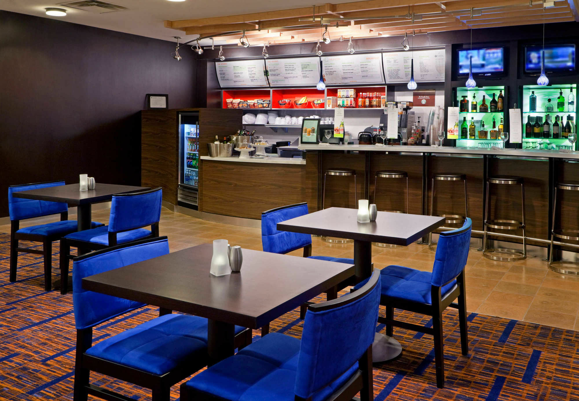 Courtyard By Marriott Toronto Hotel Vaughan