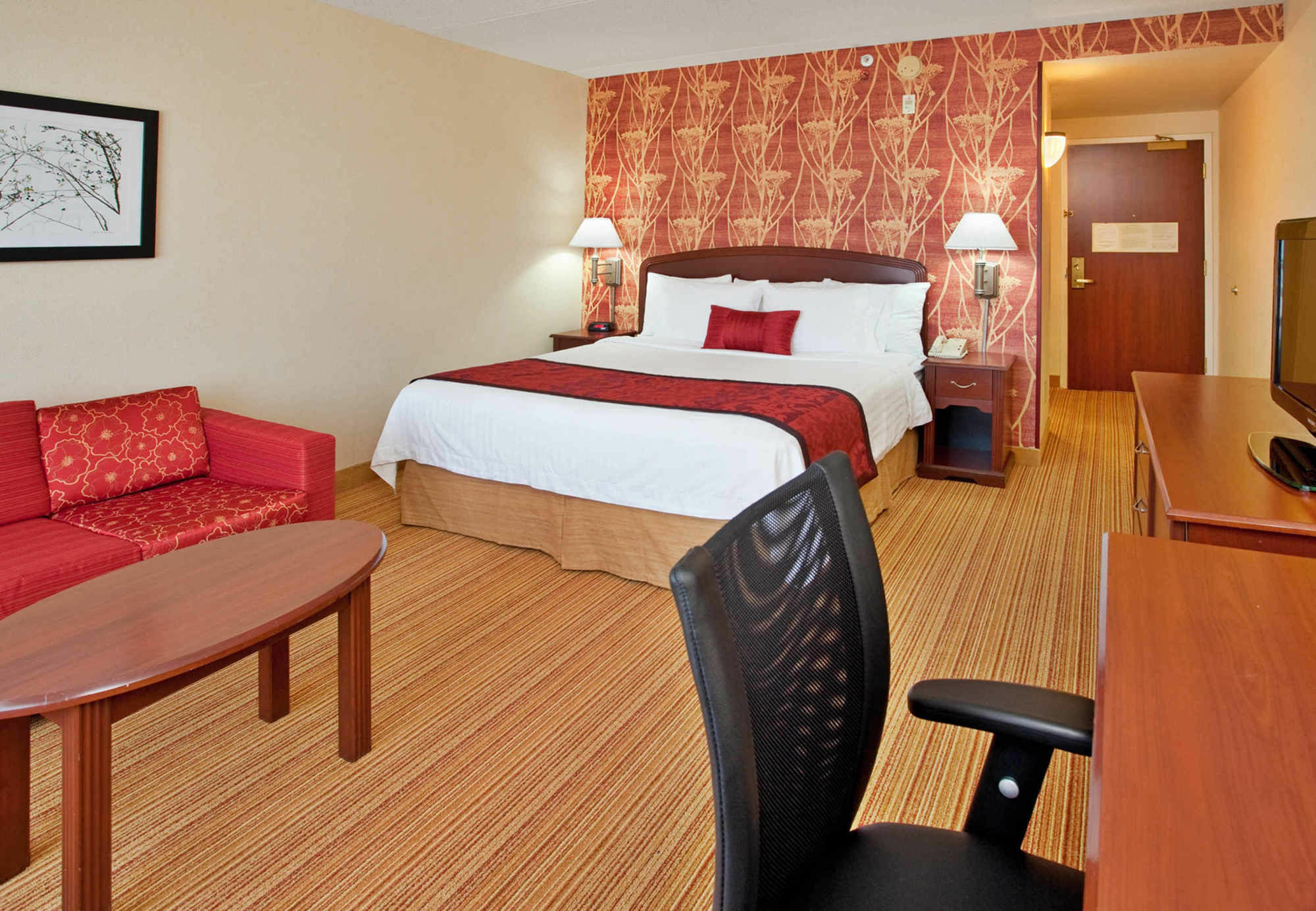 Hotel Courtyard By Marriott Toronto 3*